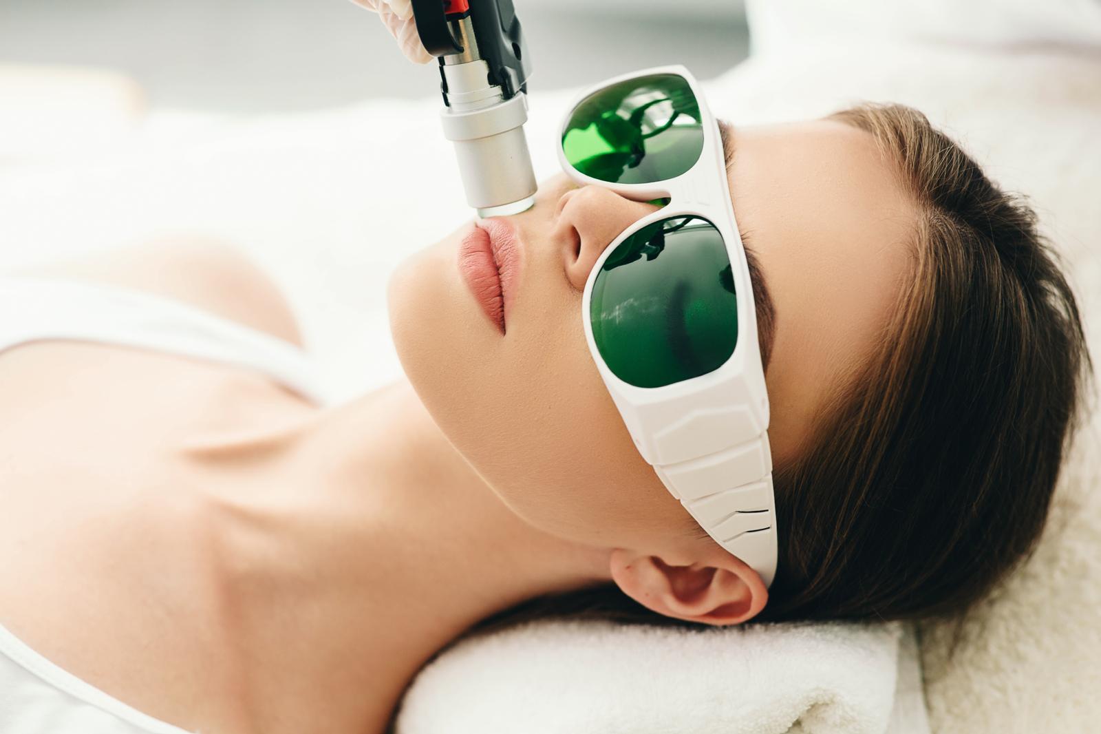 Diodenlaser Haarentfernung – dauerhaft haarfrei für Damen & Herren – Skin & Laser